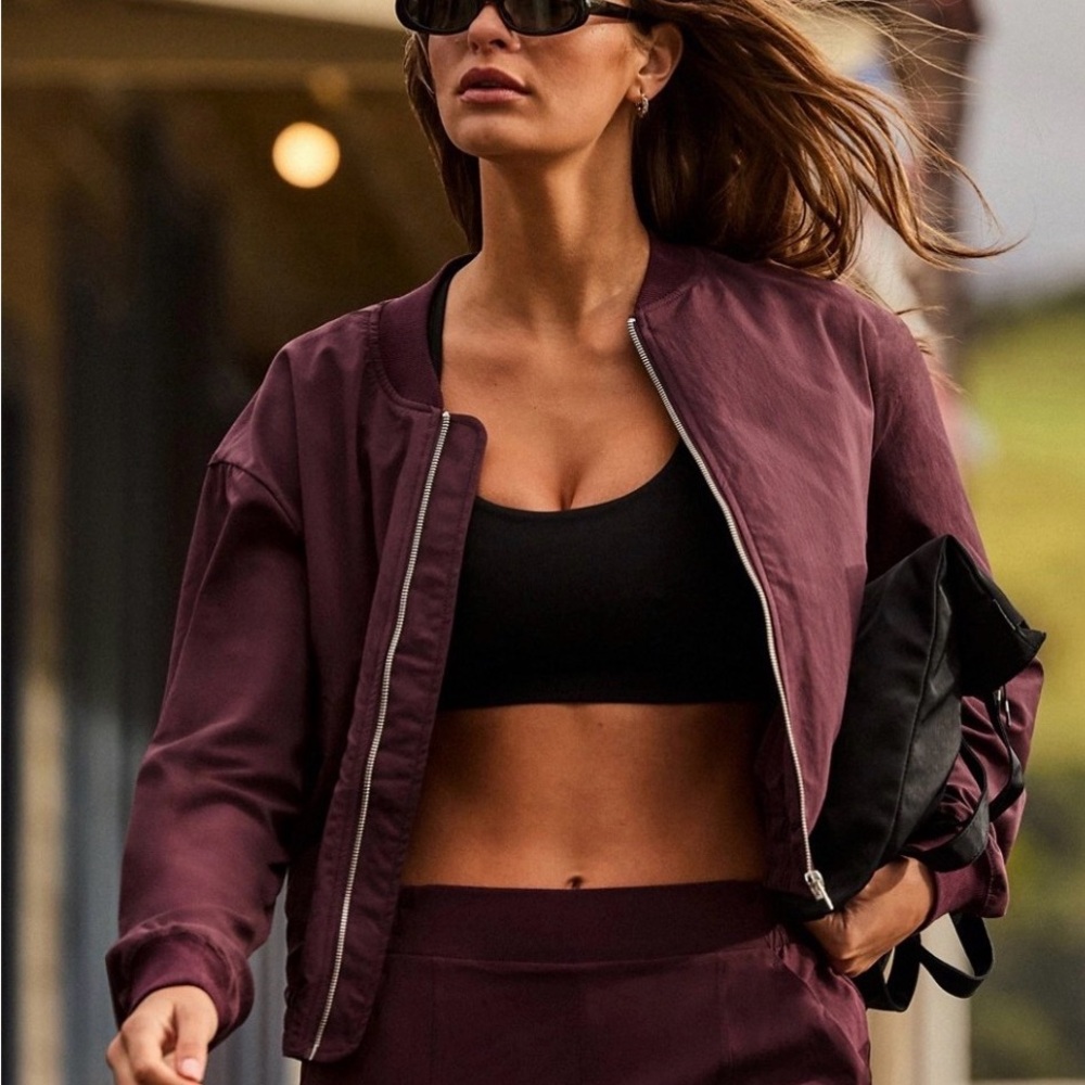 Fabletics everyday bomber jacket NWT - image 6
